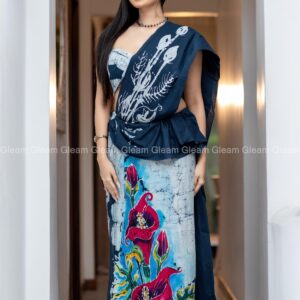Noir Frame Bloom Batik Saree - Image 4