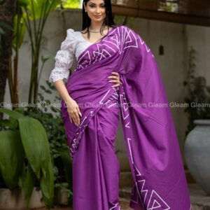 Lavender Grace Handprinted Saree - Image 4